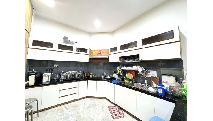 Bán Nhà 3 Tầng Đẹp Lung Linh Hẻm Xe Hơi 117m2_9x15m Kha Vạn Cân Linh Đông Thủ Đức Chỉ 13 tỷ.